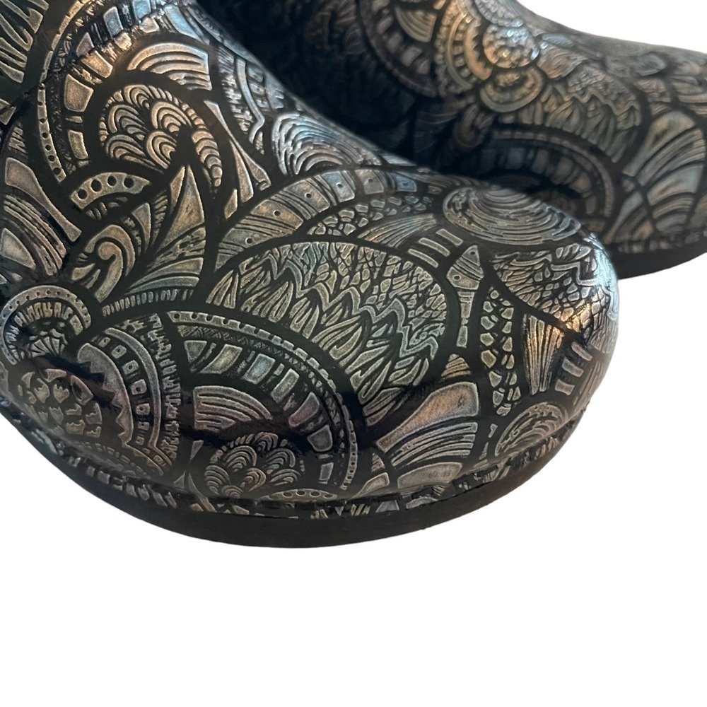 DANSKO Silver Floral Leaf Metallic Nursing Clog Patent Leather Shoes 42